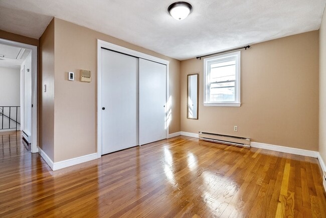 Building Photo - 12 Durso Ave