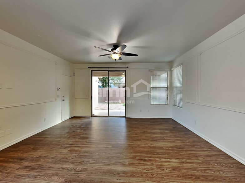 Building Photo - 19133 E Seagull Dr