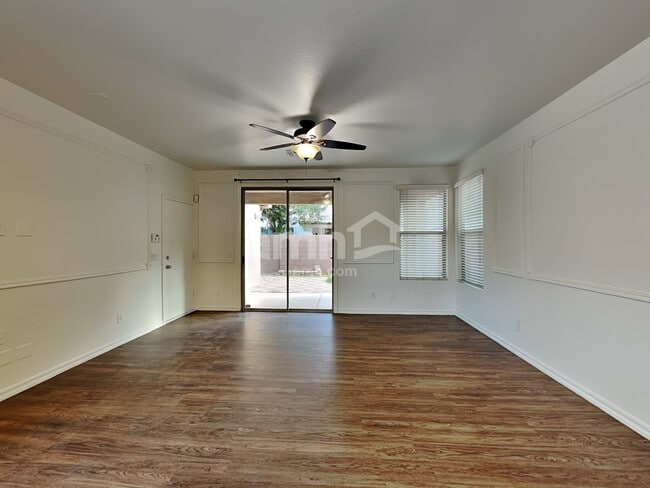 Building Photo - 19133 E Seagull Dr