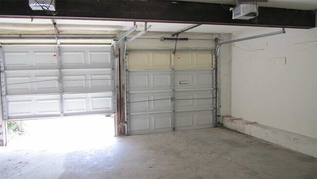 Building Photo - 12122 Kemerton Dr