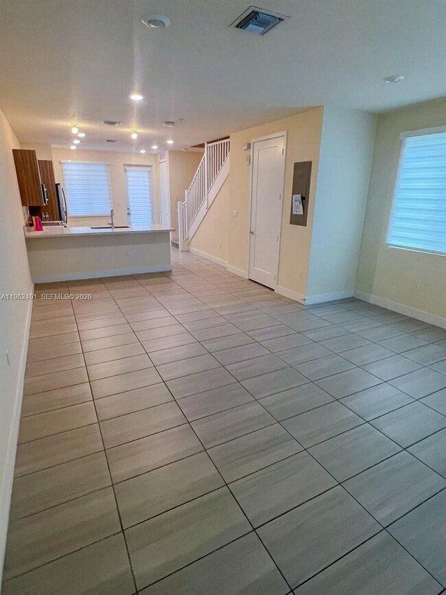 Building Photo - 6416 NW 102nd Ct