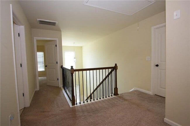 Building Photo - 793 Kaitlyn Dr