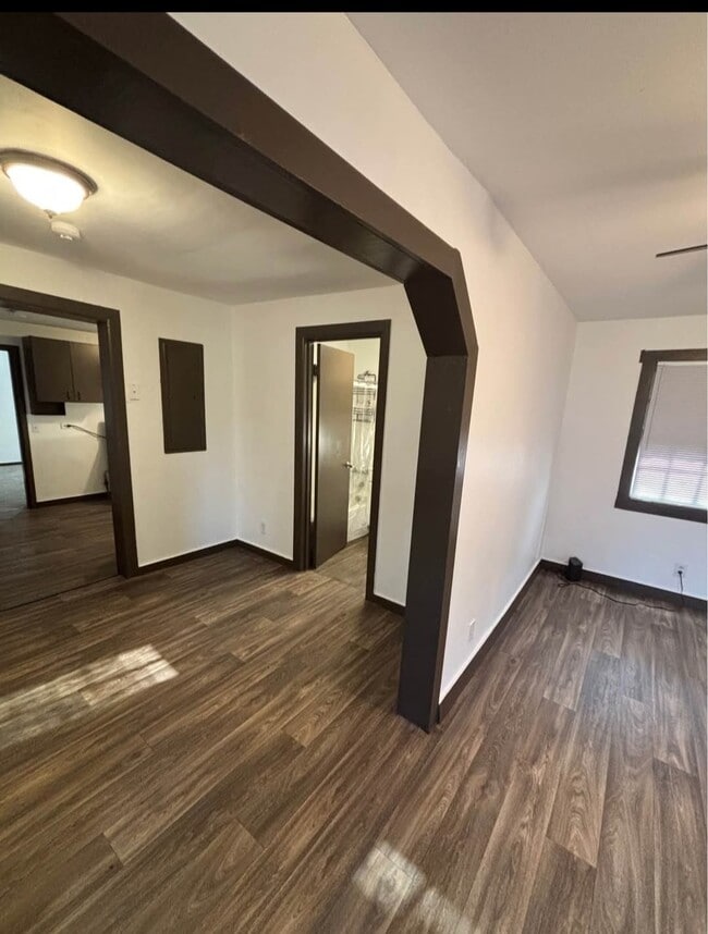 Building Photo - 4587 Dorsey Ave