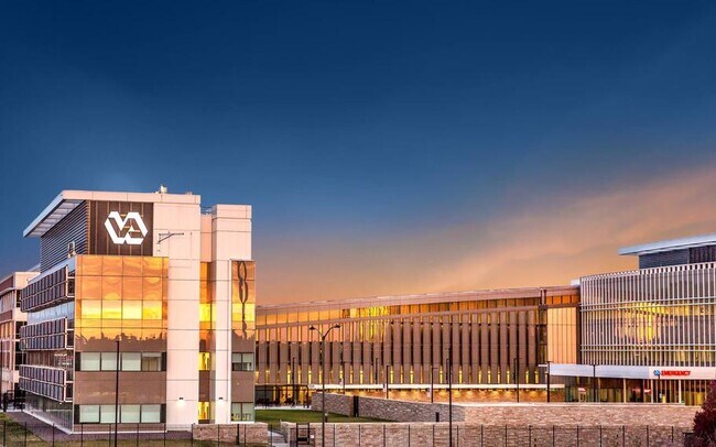 Building Photo - 10150 E Virginia Ave