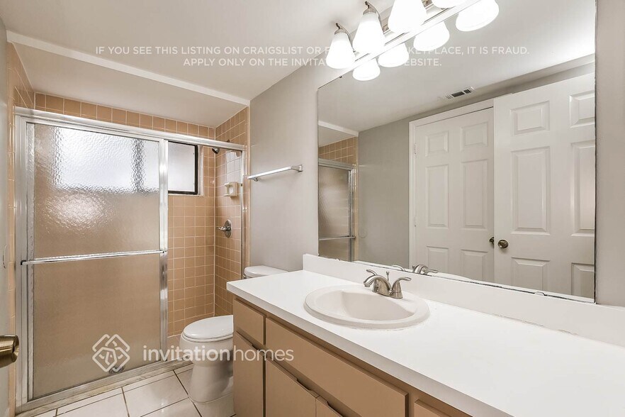 Building Photo - 1134 Covington St