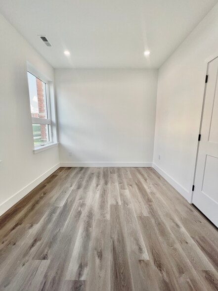 Building Photo - 1843 Hartranft St