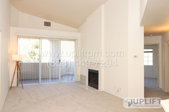 Building Photo - 2 Bed, 2 Bath Condo w/ Garage AVAILABLE SO...