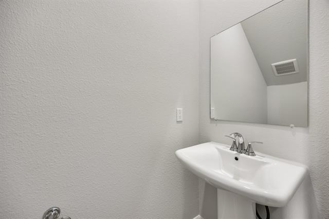 Building Photo - 419 Magellan Rd