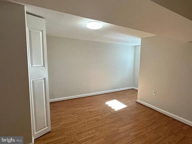 Building Photo - 1308 Randolph St NW