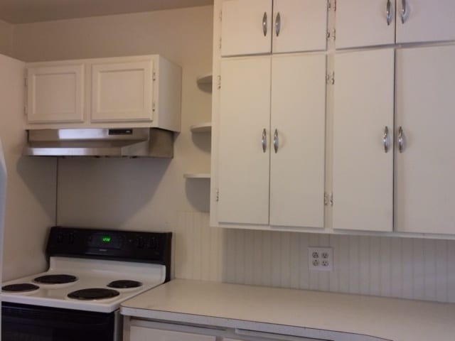 Building Photo - 2328 SW Harrison St