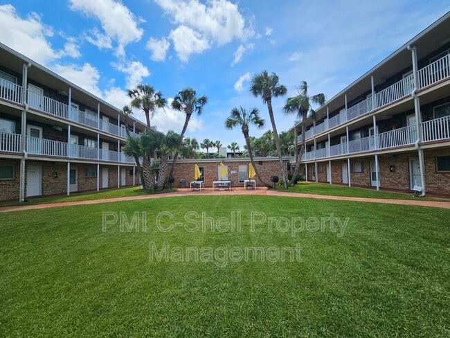 Building Photo - 600 Scenic Hwy