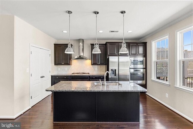 Building Photo - 41678 Wellstone Terrace