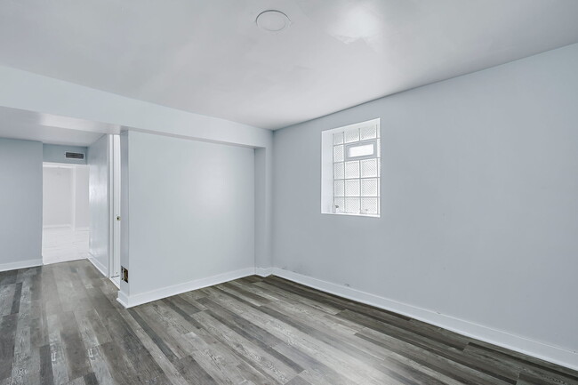 Building Photo - 8440 S Peoria St