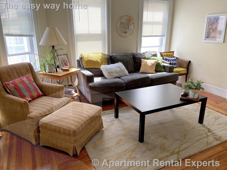 Building Photo - 41 Bay State Ave