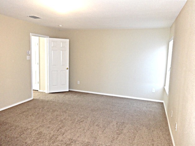 Building Photo - 6101 Marsh Rail Dr