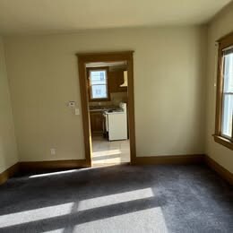 Building Photo - 165 Delamaine Dr