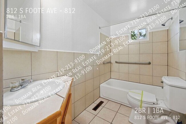 Building Photo - 812 S Foote Ave