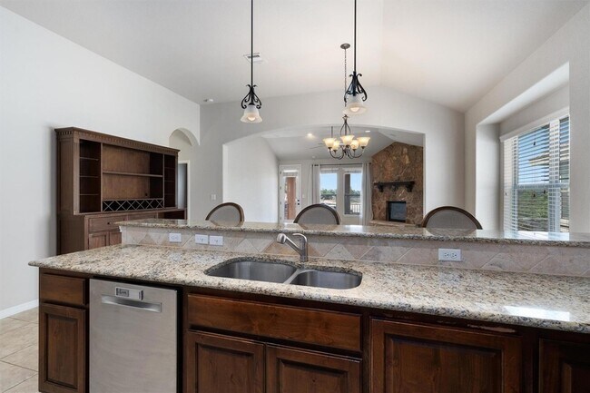 Building Photo - 4405 Tambre Bend