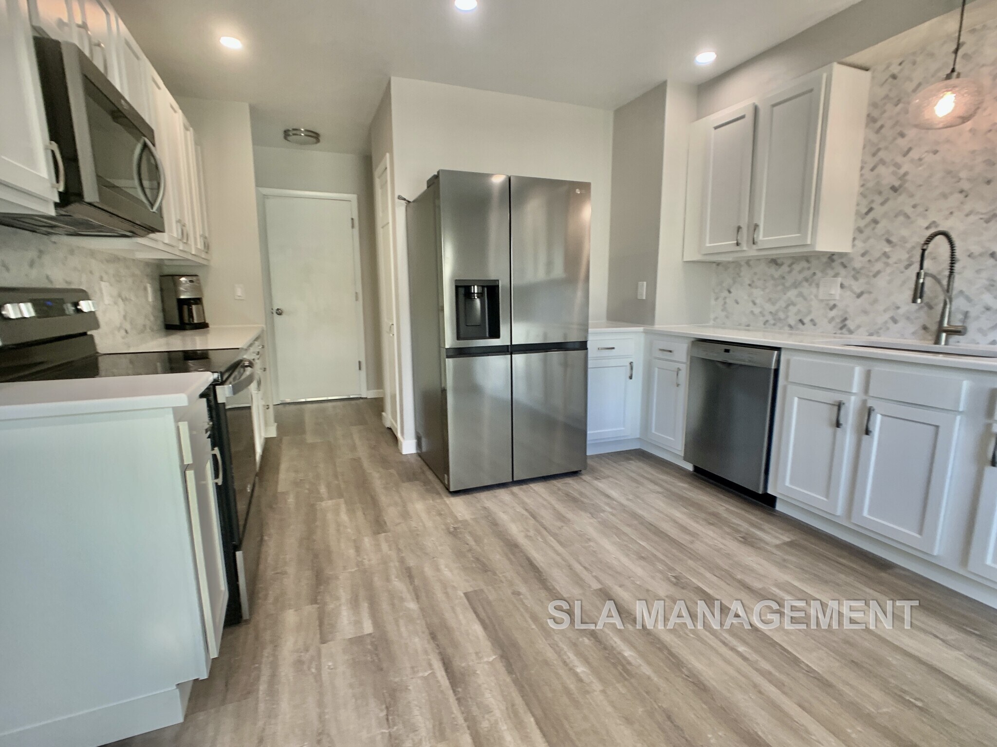 Building Photo - 1320 Vivian St