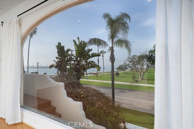 Building Photo - 8 S 36th Pl