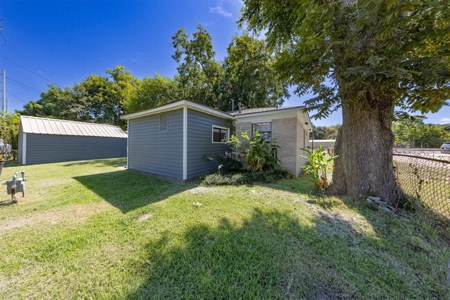 Building Photo - 7917 N Martin Luther King Ave