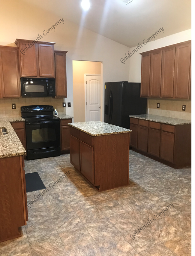 Building Photo - 128 Marehaven Court