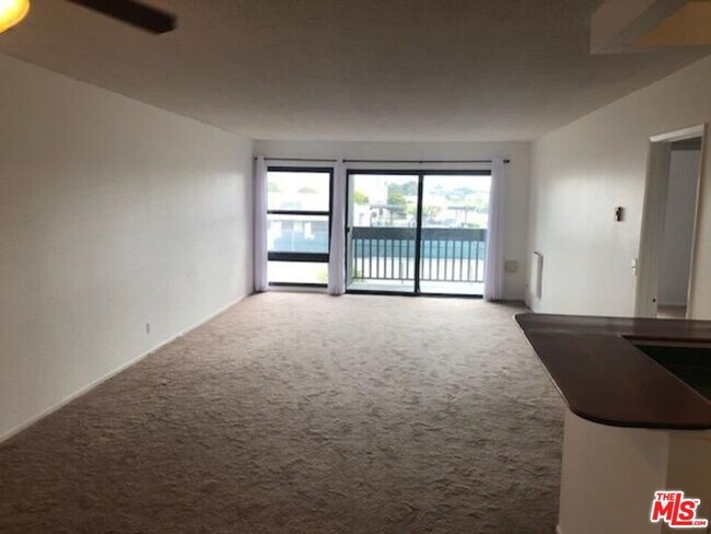Building Photo - 7765 W 91st St