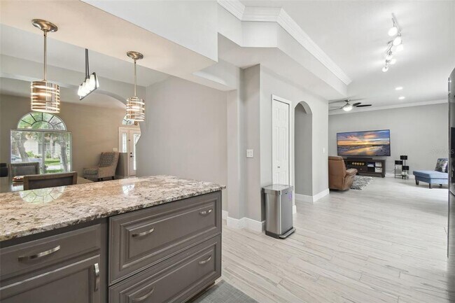 Building Photo - 19426 Sandy Springs Cir