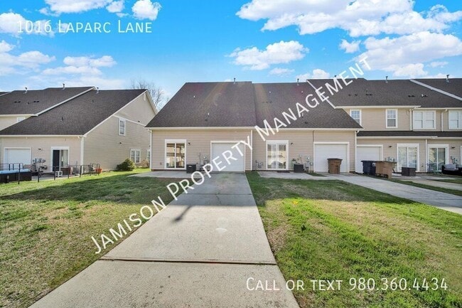Building Photo - 1016 Laparc Ln