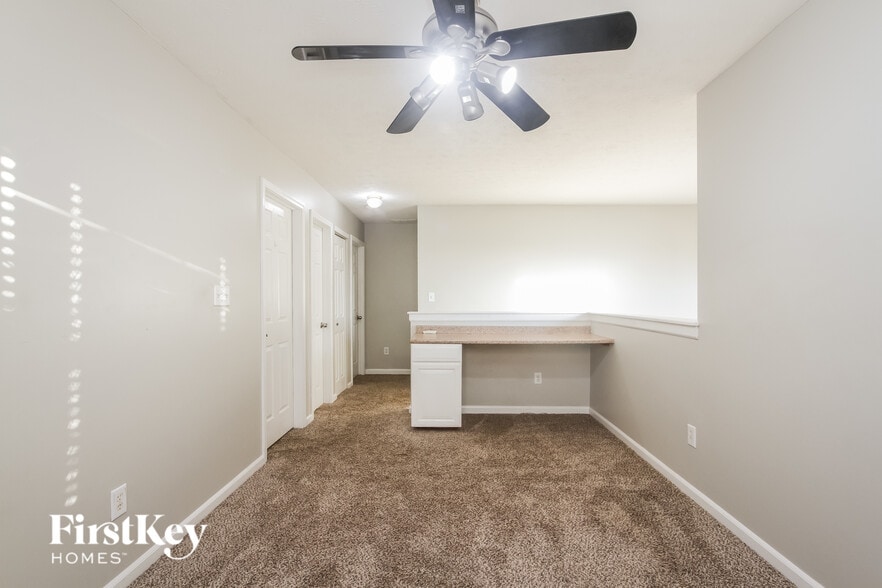 Building Photo - 6999 N Abilene Way