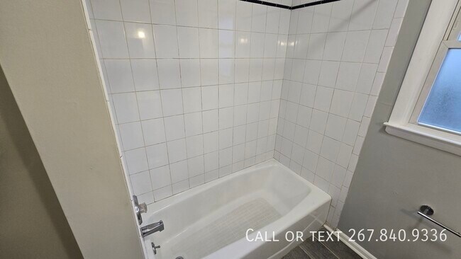 Building Photo - 929 Jacksonville Rd