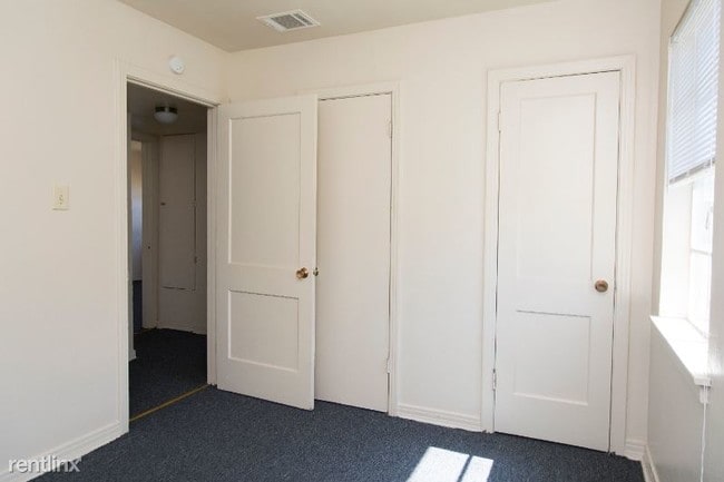 Building Photo - 2 br, 1 bath House - 3938 LYNWOOD