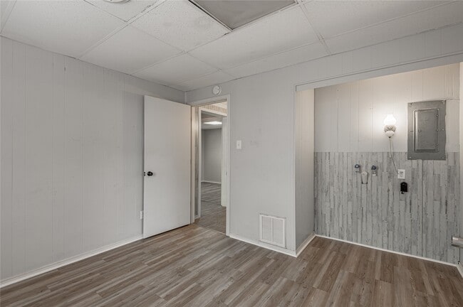 Building Photo - 299 Pine Harbor Dr