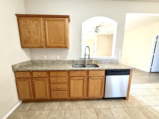 Building Photo - 4707 Mill Creek Dr