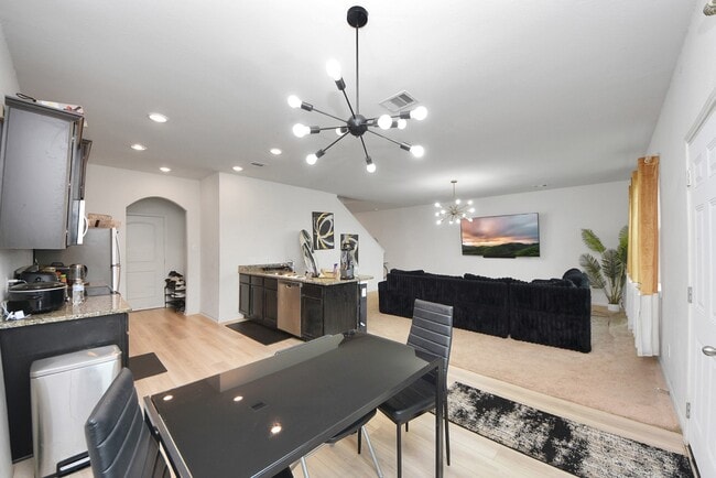 Building Photo - 7943 Vacek Meadows Loop