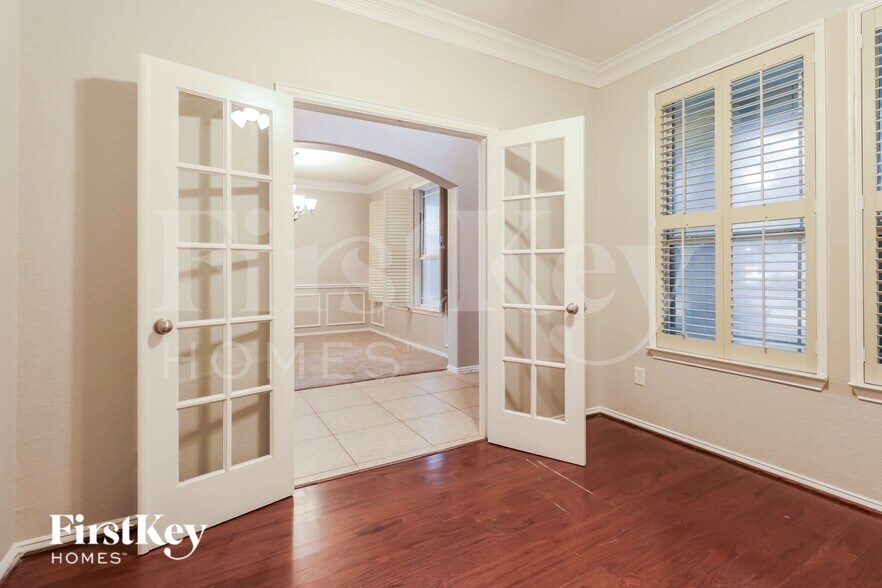 Building Photo - 26029 Kings Mill Crest Dr