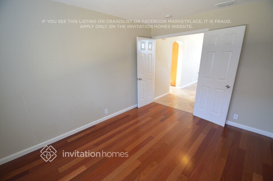 Building Photo - 4436 Deerfield Dr