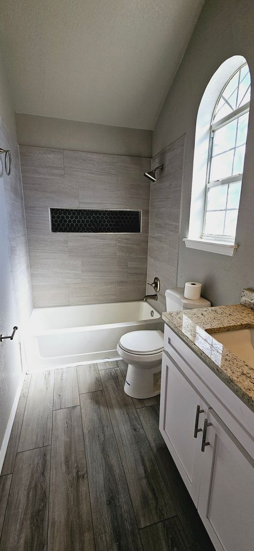 Building Photo - Charming 3 bedroom, 2 bath home in East El Paso!