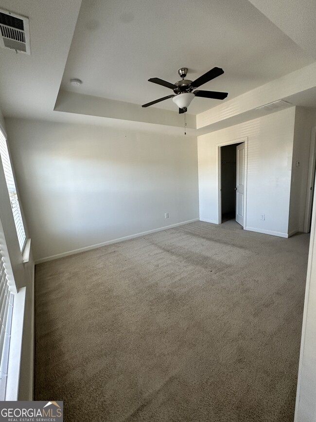 Building Photo - 882 Ambient Way