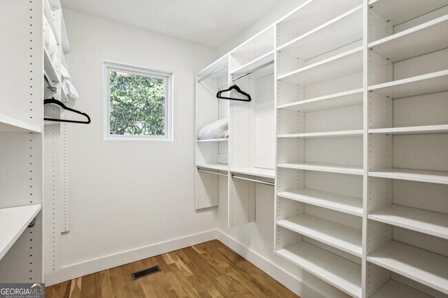 Building Photo - 608 McGruder St NE