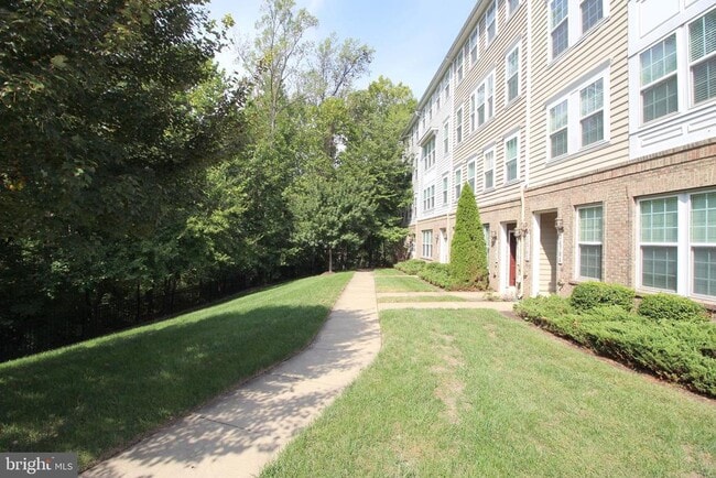 Building Photo - 14782 Mason Creek Cir