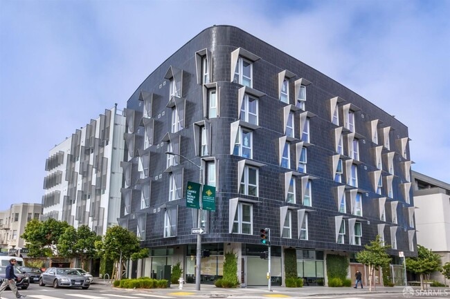 Building Photo - 388 Fulton St