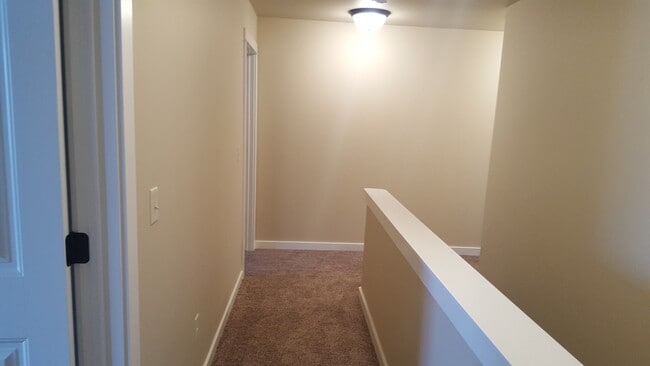 Building Photo - 1191 Longbow Ln