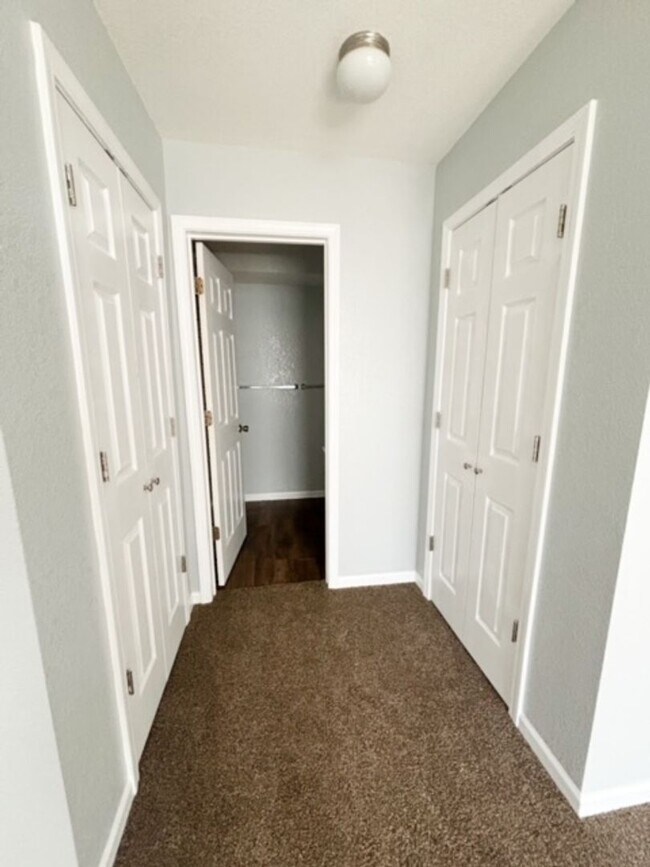 Building Photo - Italian Estates Property Management