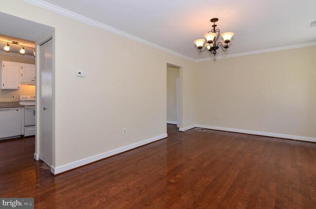 Building Photo - 12345 Woodlawn Ct