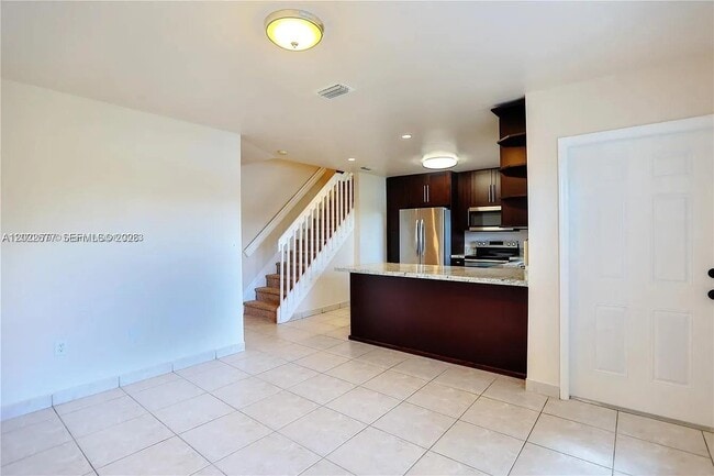 Building Photo - 15870 SW 69th Ln
