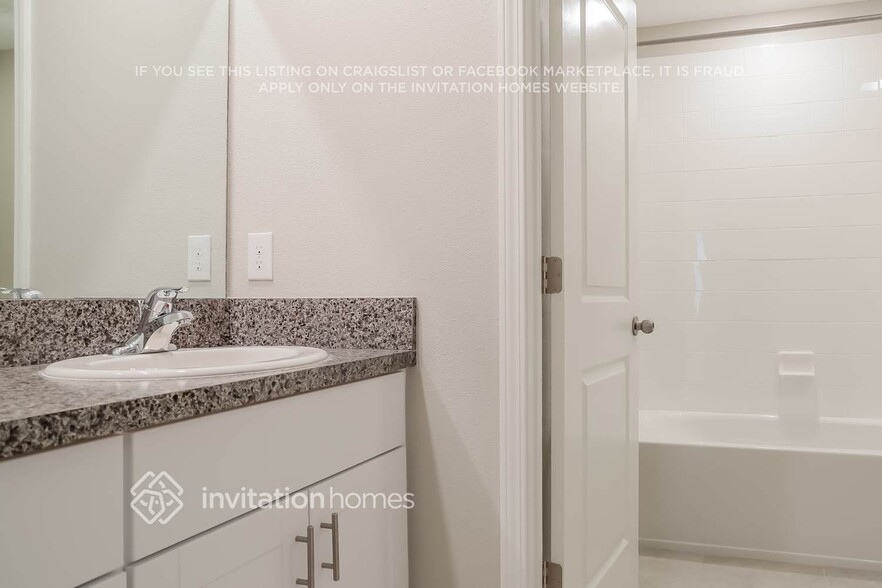 Building Photo - 11241 Riley Pines Cir