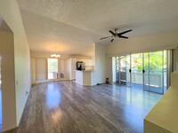 Building Photo - RENT SPECIAL $500 OFF 1ST MONTH'S RENT! 2B...