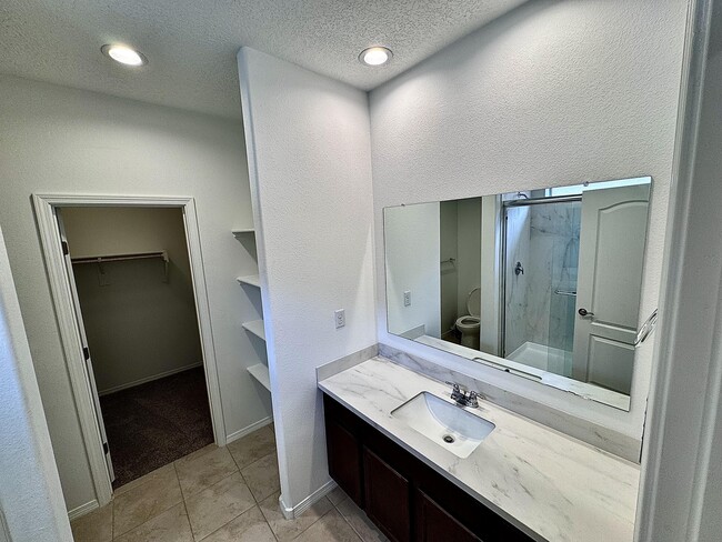Building Photo - 275 Prism Ave SW