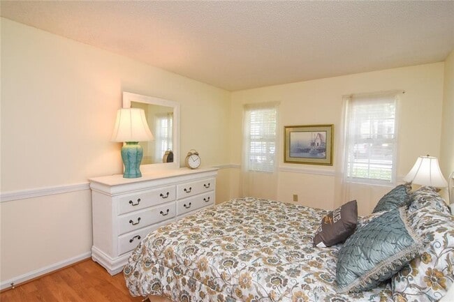 Building Photo - 3083 Westwood Way